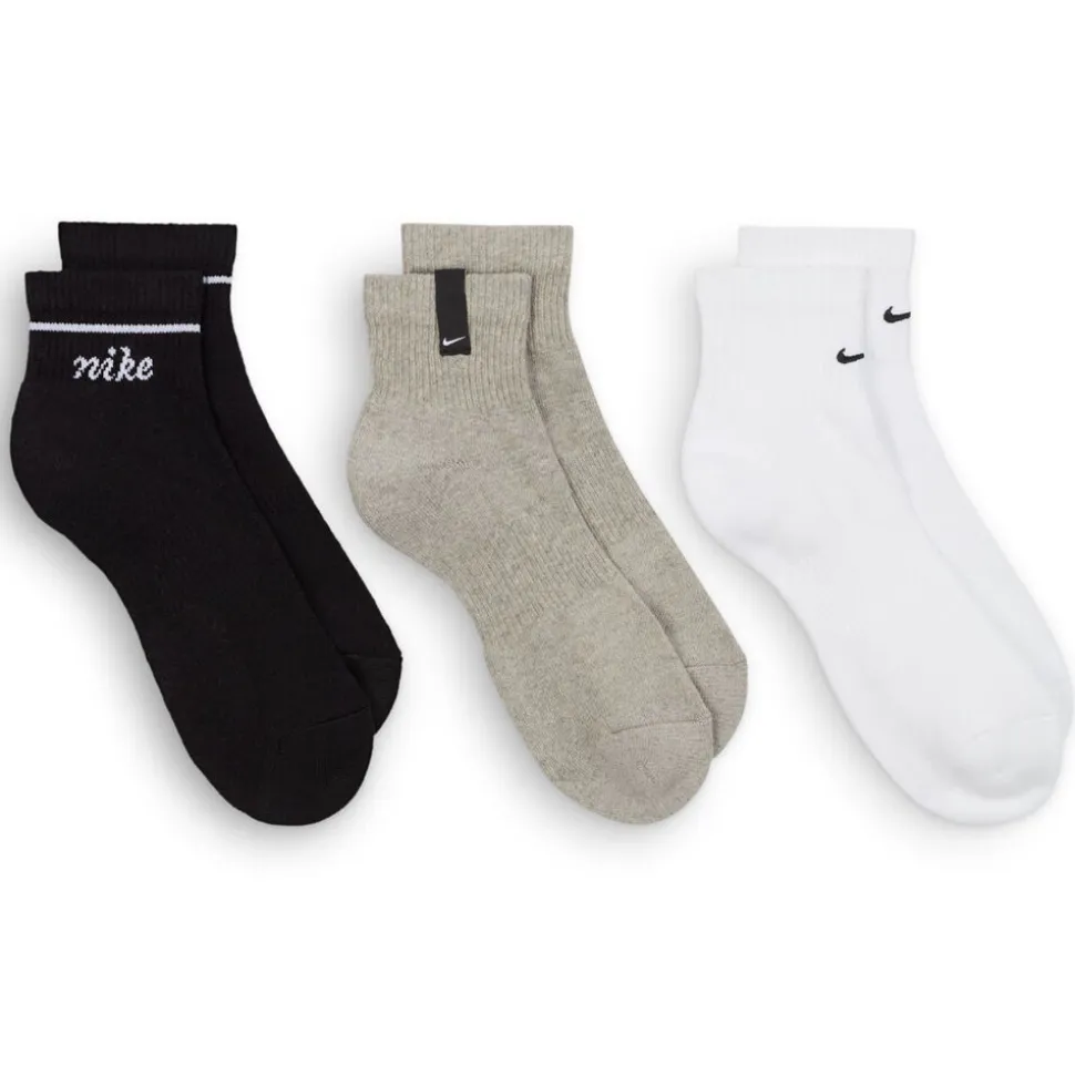 Women's Nike Everyday Cushioned Ankle 3-Pair Pack